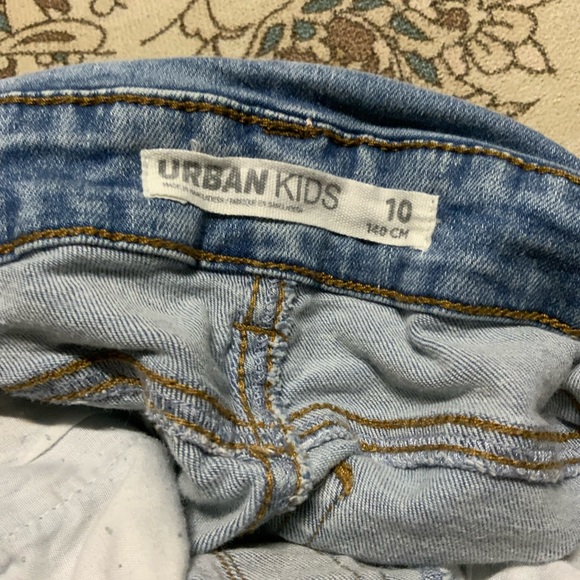 (Girls 8-10 light blue overalls) - Picture 6 of 7